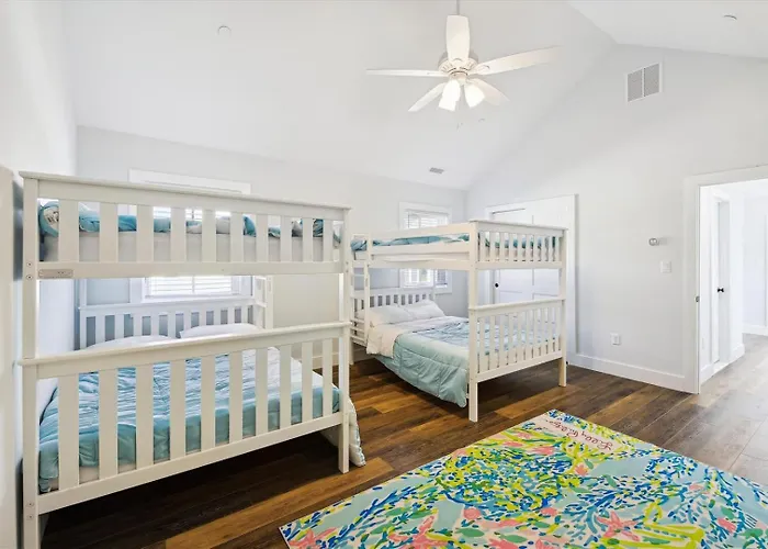 Coastal Comfort 203 Holiday home *